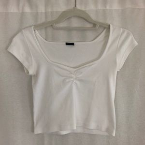 Brandy Melville Cropped White Ruched Tee